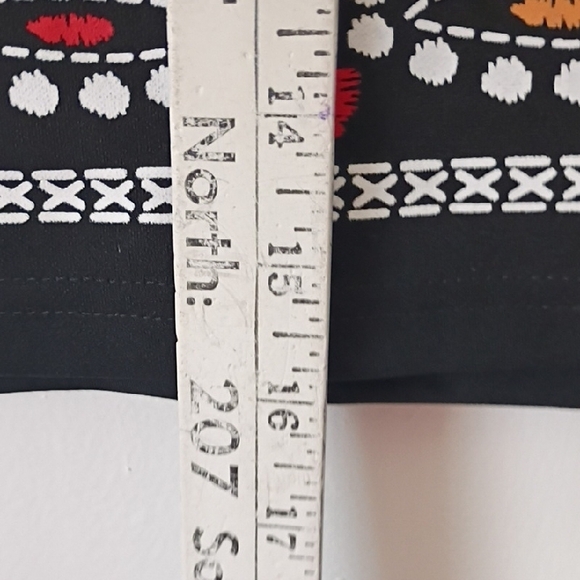 Shein Floral Embroidered Black Mini Skirt Size Medium 6 - Picture 5 of 8